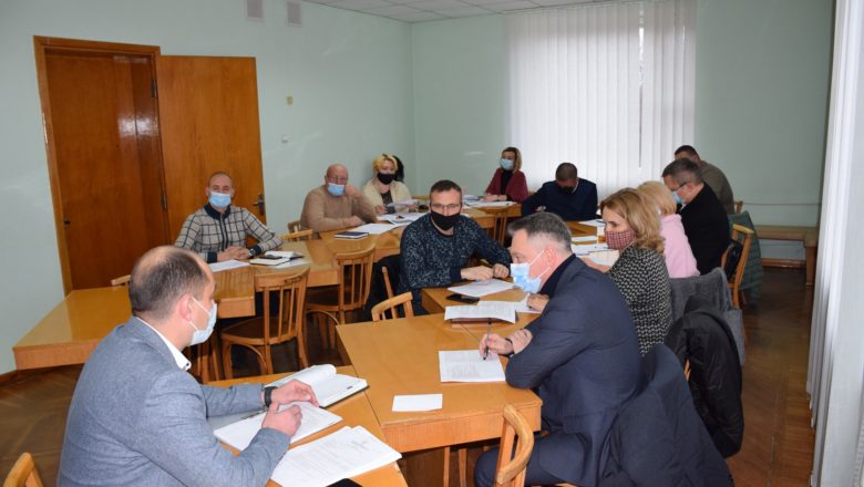 У Шепетівській ОТГ призначать нових заступників міського голови та секретаря міської ради