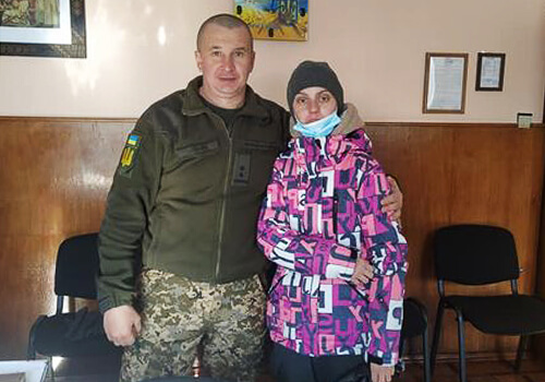 Дівчину з Полонного нагородили наг­рудним знаком «Ве­те­ран вій­ни — учас­ник бойових дій»