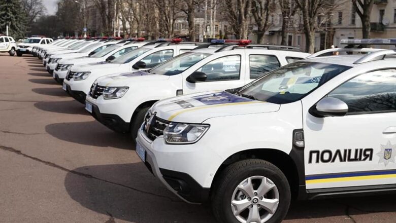 На Шепетівщині офіцери громади їздитимуть на нових автівках