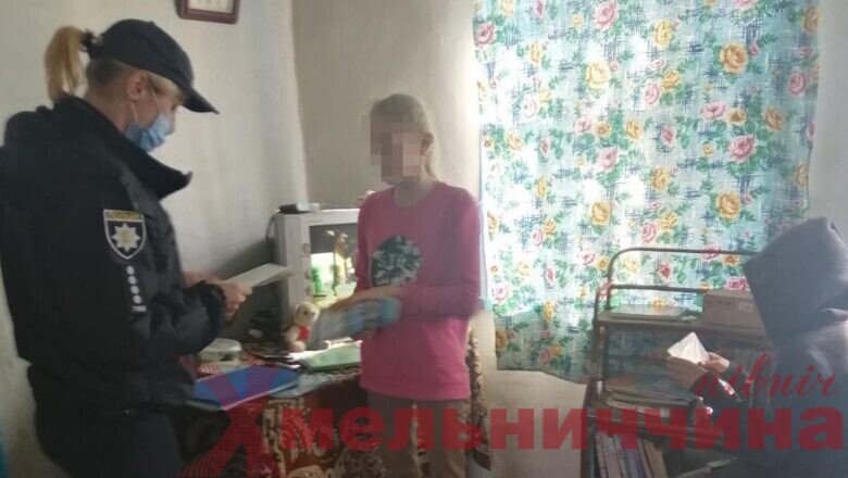У сусідньому із Шепетівським районі діти попросили поліцію знайти їх матір, яка тиждень пиячила з друзями
