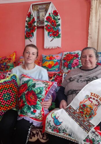 Раїса Паламарчук з Гориці: майстриня, яка творить красу власноруч
