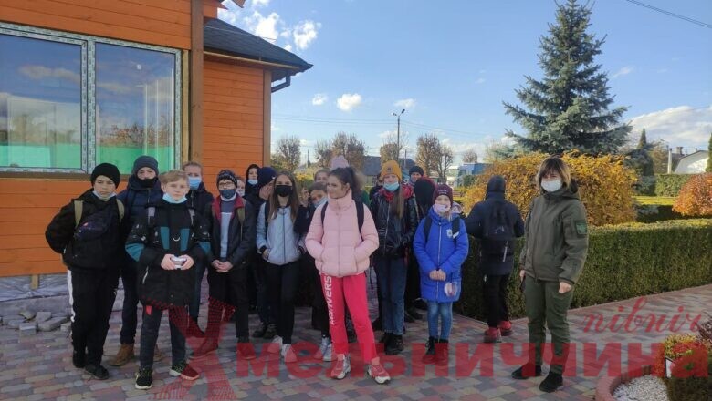 Славутські гімназисти мандрували стежками лісової школи: НПП «Мале Полісся» провів еко-екскурсію