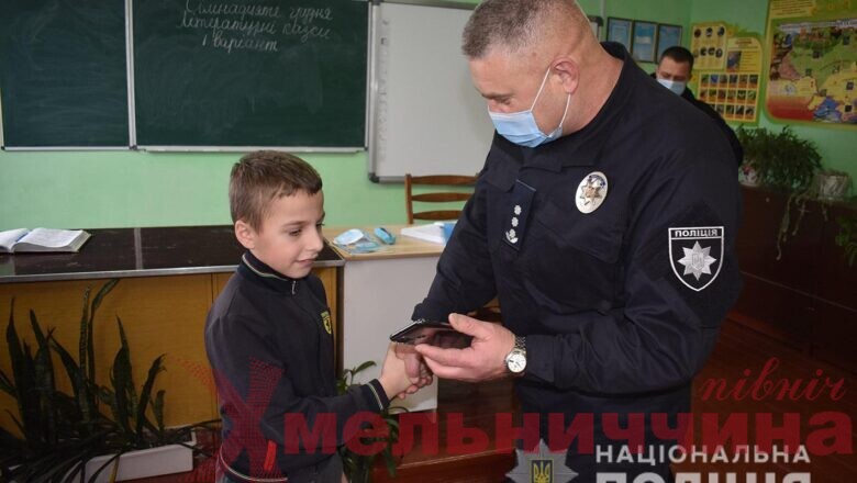 Для хлопчика з Михайлючки головний поліцейський Шепетівщини Анатолій Чубенко організував справжнє свято