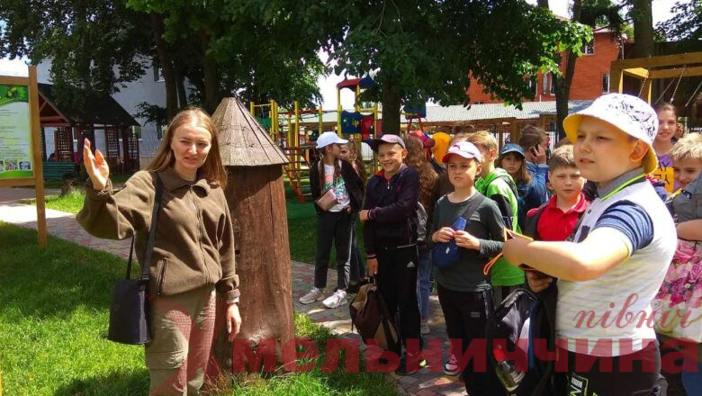 Лісівники Славутчини та Ізяславщини популяризують екологічні знання та проводять екскурсії для школярів
