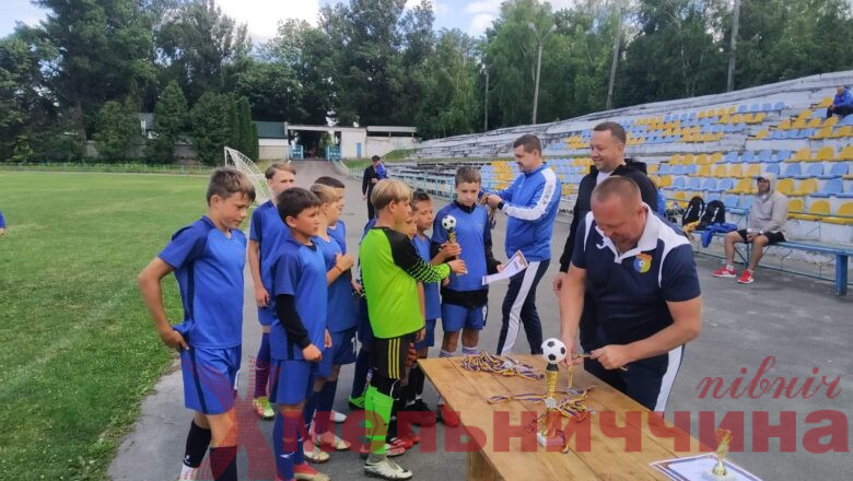 Футбольний турнір на підтримку ЗСУ: яке місце посіла команда з Ізяслава