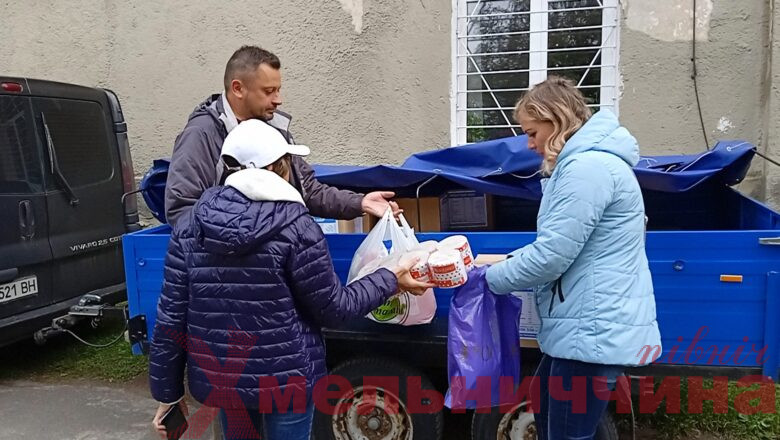 На Ізяславщині переселенці отримали гуманітарну допомогу
