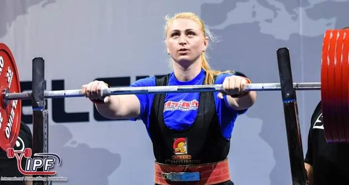 Важкоатлетка родом з Грицева стала бронзовою чемпіонкою світу з пауерліфтингу