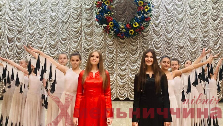 Славутський «Водограй» здобув перемогу на обласному фестивалі патріотичної пісні