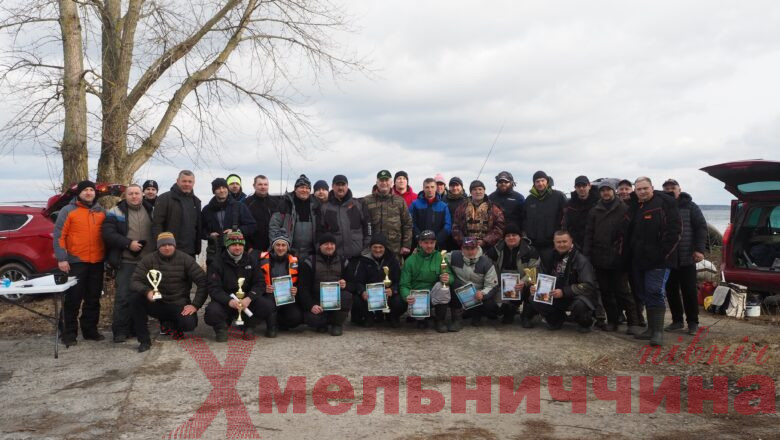 На Шепетівщині рибалки зібрали понад 31 000 гривень для Захисників