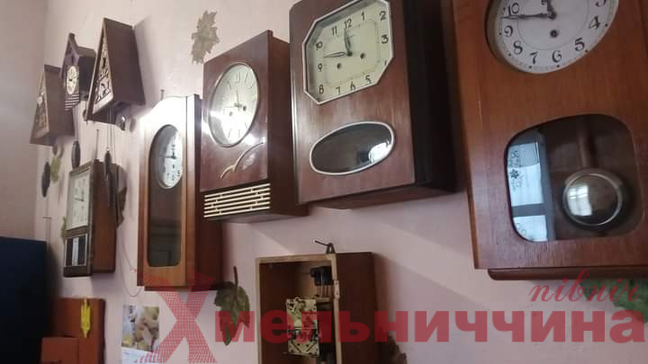 Іван Козак з Поляни реставрує та експонує старовинні годинники