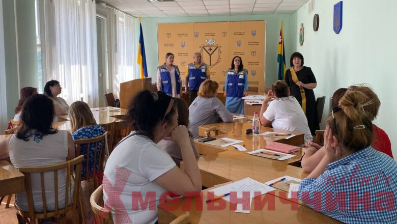 Ресурси позитивного батьківства: у Шепетівській громаді провели тренінг для мешканів та ВПО