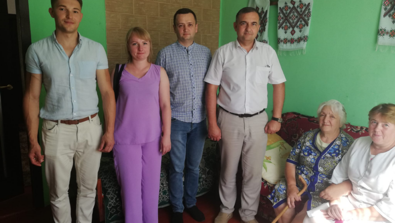 40 пацієнтів мобільної паліативної допомоги отримують допомогу Шепетівського ЦПМСД
