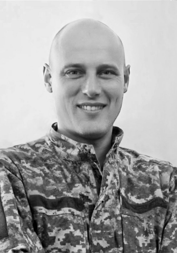 «Герої поряд з нами»: світлій пам’яті Захисника з Шепетівщини Олександра Галицького