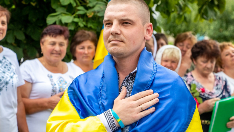Боронив Маріуполь та “Азовсталь”: Іван Шумський з Красилівщини повернувся додому