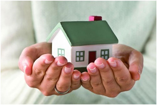 Чому у Славутській ТГ шукають занедбані, аварійні чи безхазяйні оселі