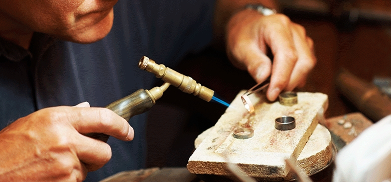 Віддали ювелірний виріб у ремонт? Ось про що варто знати