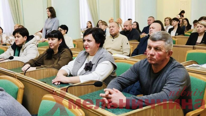 Старосту Лисиченського округу відзначено Грамотою облради