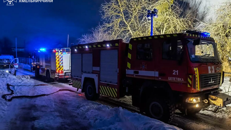 На Шепетівщині горіли два будинки: рятувальники назвали попередню причину займання