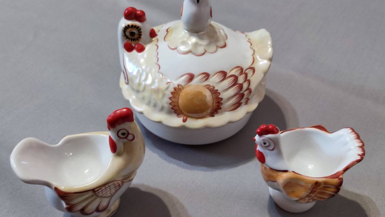 «Курочка Ряба» у Музеї пропаганди: шепетівська колекція поповнилася рідкісною порцеляною