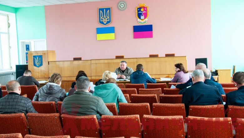 Тарифи, благоустрій та житлові питання: відбулося засідання виконкому в Білогір’ї