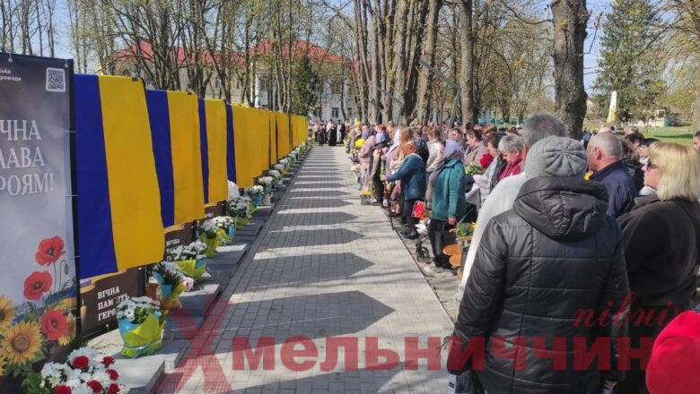 У Плужному відкрили Алею Пам’яті на честь 45 Героїв громади