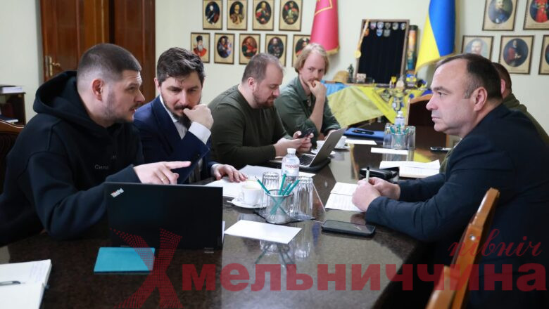 Від реабілітації до ЦНАПів: Хмельниччину відвідала делегація Мінветеранів