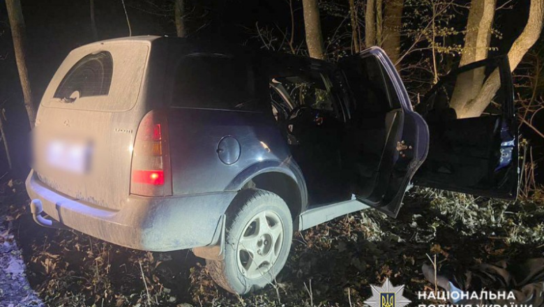 Трагедія на Хмельниччині: 65-річний водій загинув унаслідок зіткнення з деревом