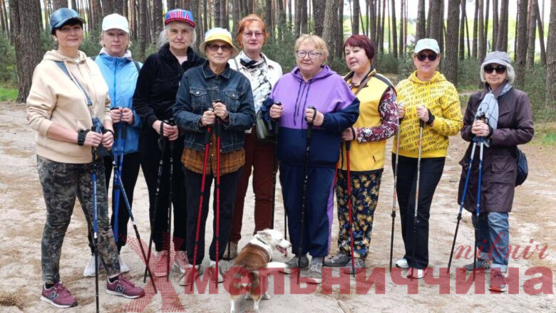 Рух, що зміцнює здоров’я: у Славуті працює Клуб скандинавської ходьби