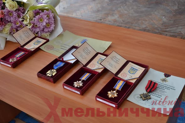Державні нагороди вручили родинам полеглих Захисників із Полонської та Понінківської громад
