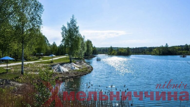 На «Голубих озерах» у Білогірській громаді перевірили якість води та піску