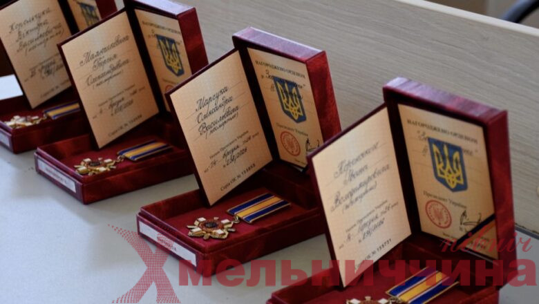 У Шепетівці родинам полеглих Захисників України передали державні та військові відзнаки
