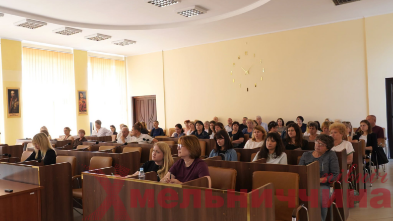 Безпека дітей, готовність до зими та модернізація закладів: у Славуті визначили пріоритети перед новим навчальним роком